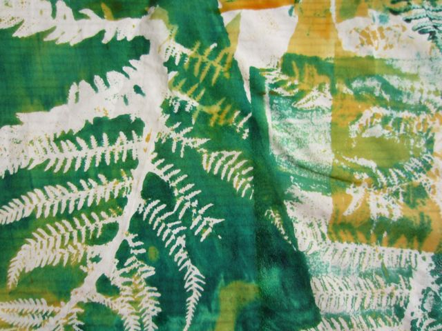 Pat explores using ferns as a resist with the silk screen